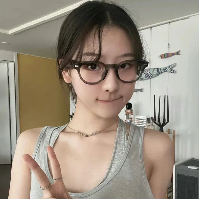 沙普的鹰饰